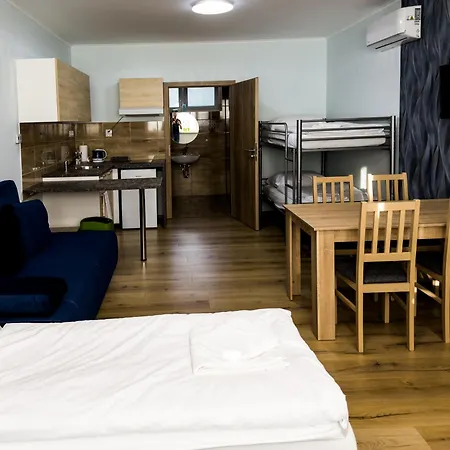 Tulipan Penzión pre hostí 3*