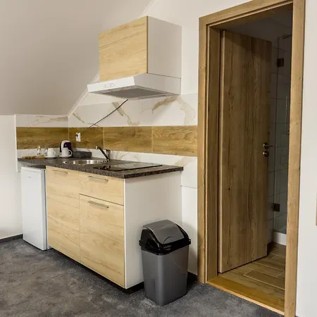 Penzión pre hostí Tulipan 3*